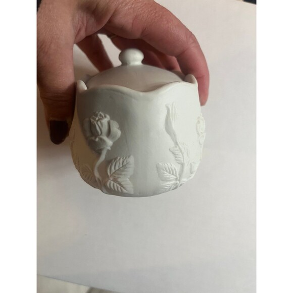 Set of 2 Andre Richard Bisque Trinket Dishes - Picture 6 of 10